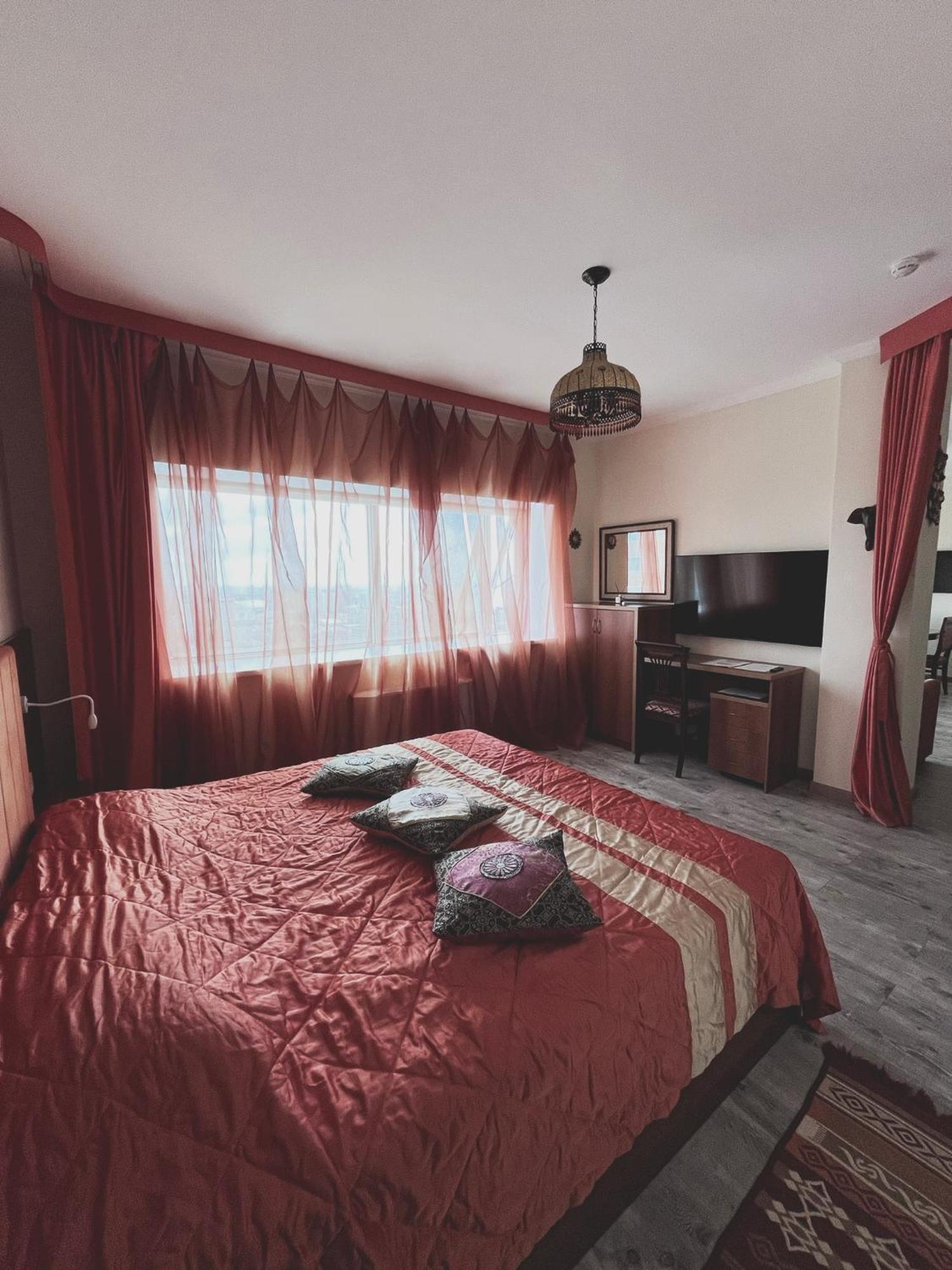 Vip House Hotel 아스타나 외부 사진