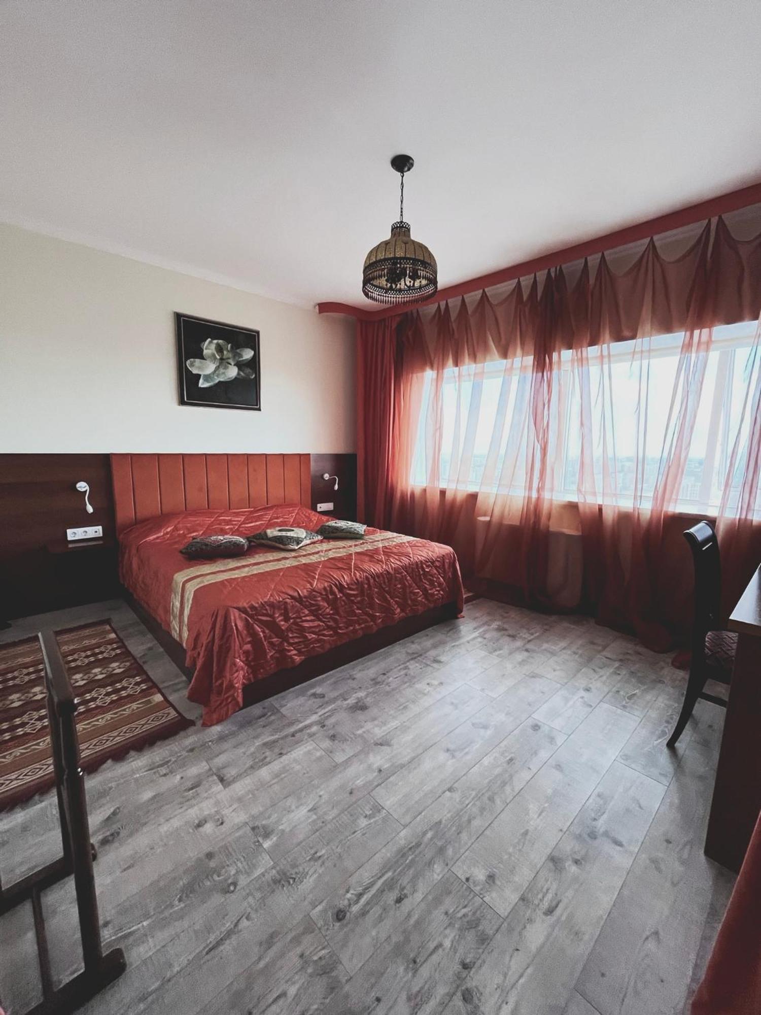Vip House Hotel 아스타나 외부 사진