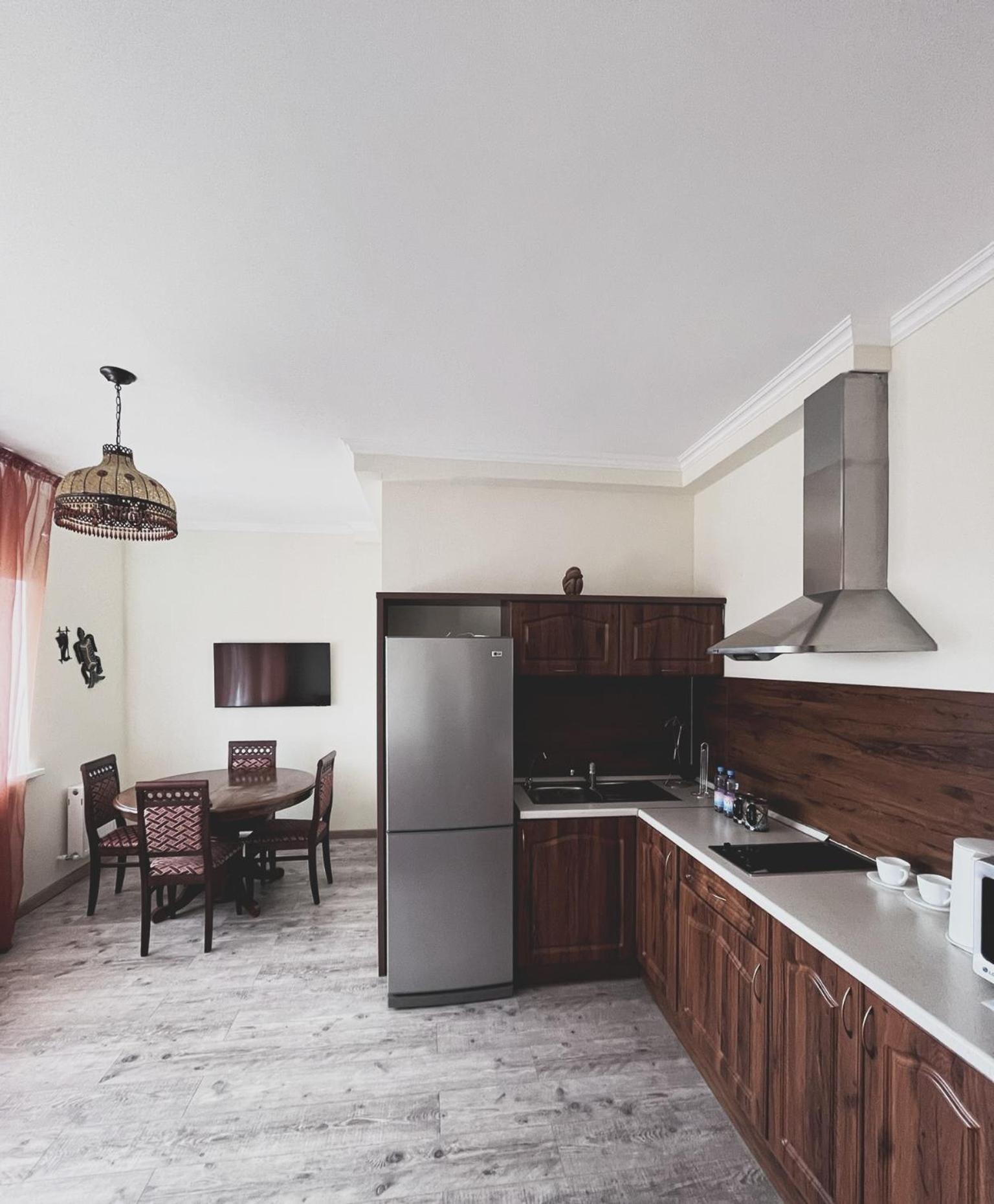 Vip House Hotel 아스타나 외부 사진