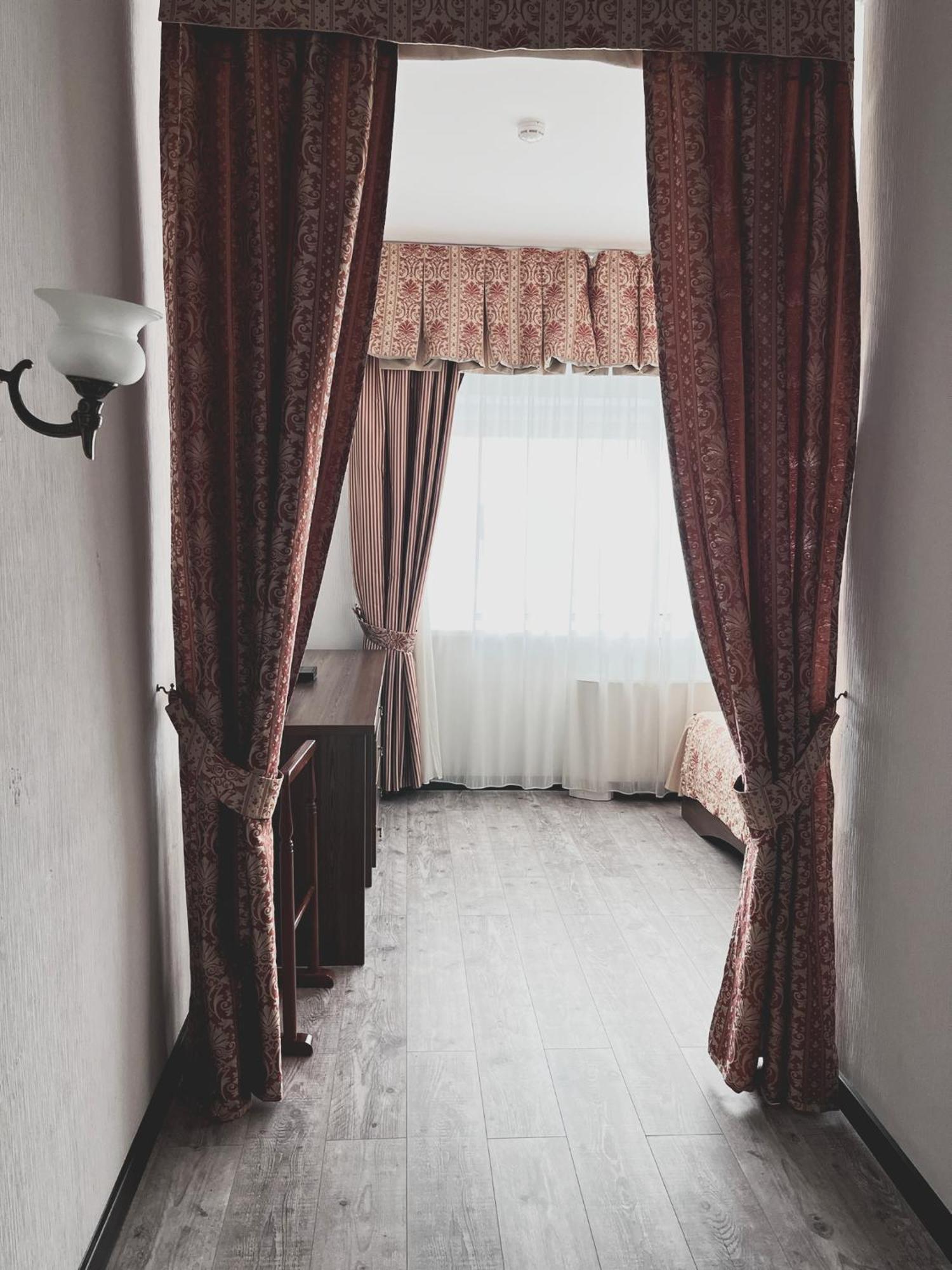 Vip House Hotel 아스타나 외부 사진