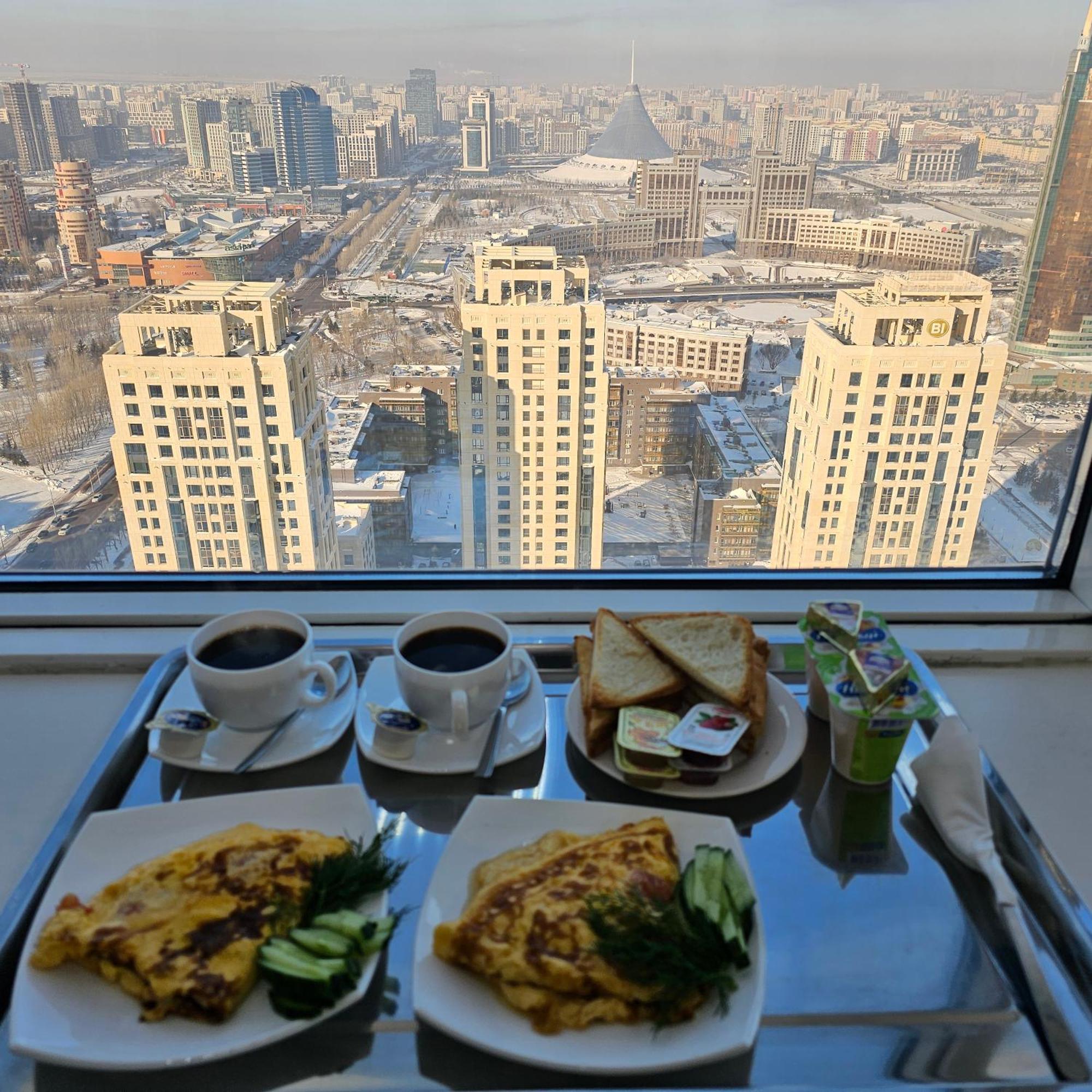 Vip House Hotel 아스타나 외부 사진